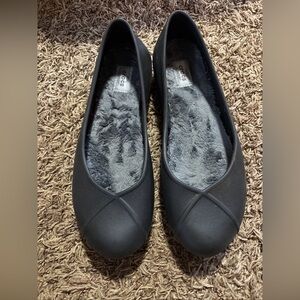 Crocs Olivia II Lined Flats Black Size 10 NWOT Dual Comfort